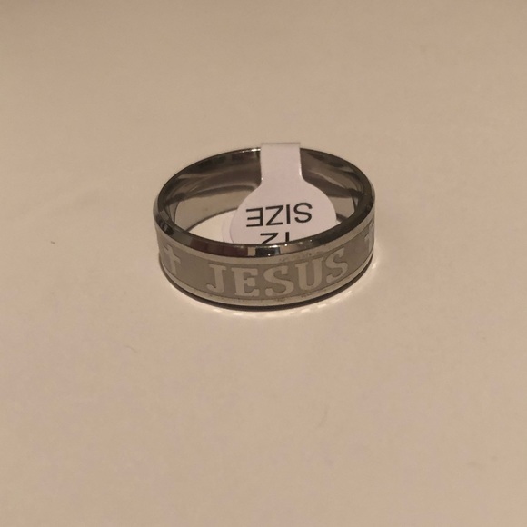 Silver Jesus Ring - Picture 2 of 7